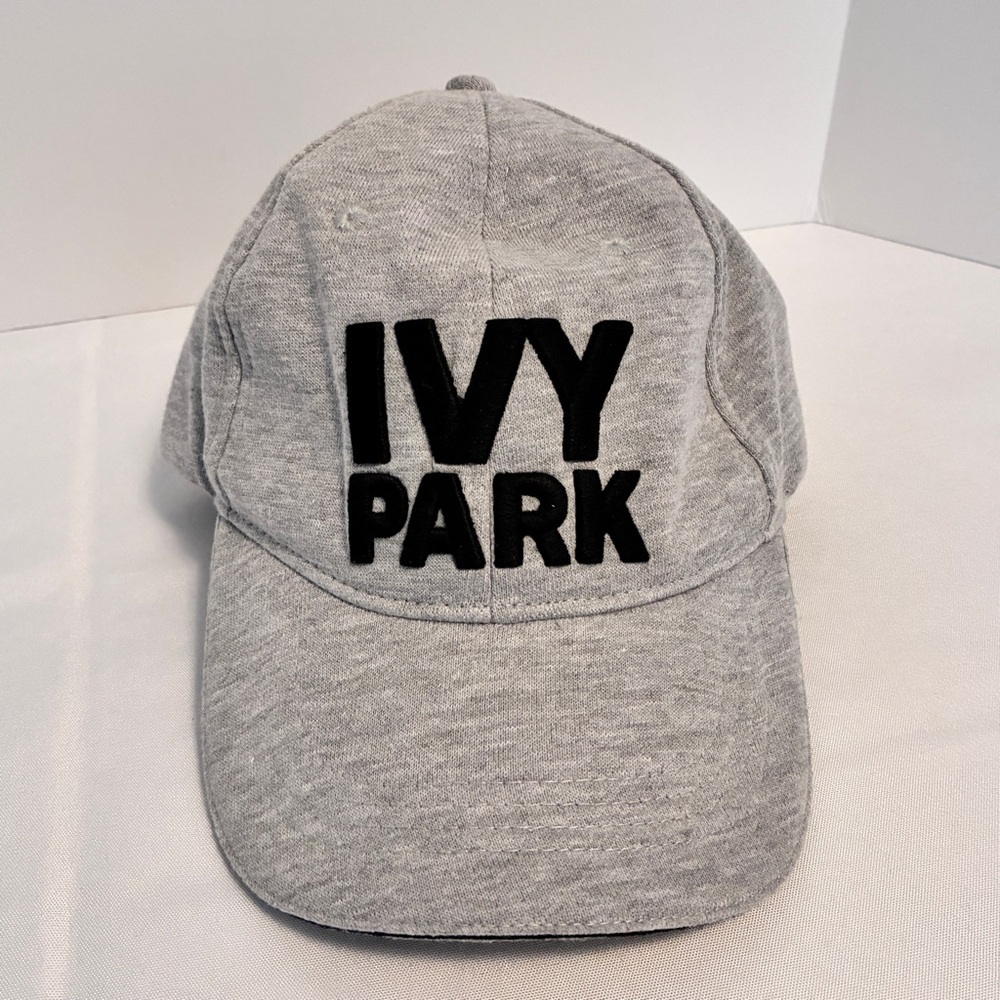 Ivy Park Women's Logo Snapback Baseball Cap Hat Gray/ Black One Size